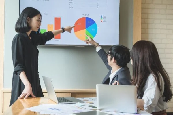 SEO vs. SEM: mi a különbség és mikor melyiket használd?
